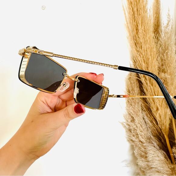 VINTAGE Y2K 90s Gold Metal Square Black Mini Etched Sunglasses Unisex Sunnies - Picture 4 of 12